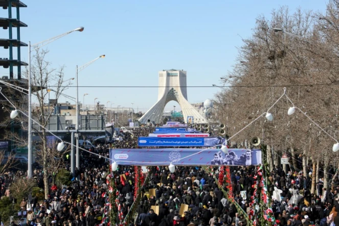 Des Iraniens participent aux célébrations de la révolution islamique, le 11 février 2020 à Téhéran