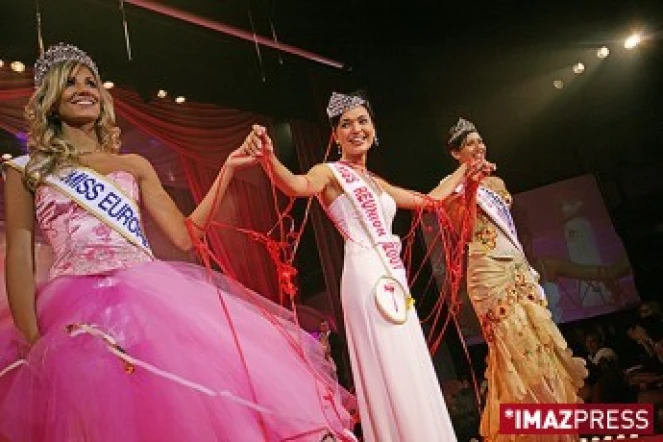 Ce samedi 8 décembre 2008, Valérie Bègue (au centre) a été élue Miss France 2008. Le 18 août à Saint-Denis elle avait été couronnée Miss Réunion 2007