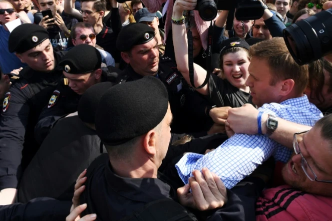 Le leader de l'opposition russe Alexeï Navalny interpellé à Moscou, le 5 mai 2018