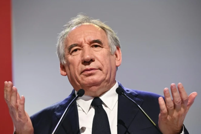 François Bayrou Nommé Premier Ministre, LFI Annonce Déposer Une Motion ...