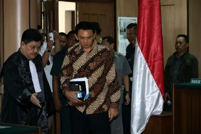 Le gouverneur chrétien Basuki Thahaja Purnama à son arrivée au tribunal 13 décembre 2016 à Jakarta