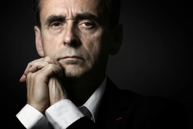 Robert Ménard, maire FN de Béziers, pose le 21 mai 2015 à Paris