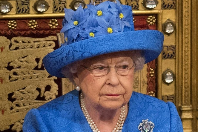La reine Elizabeth II, le 21 juin 2017 au parlement britannique à Londres