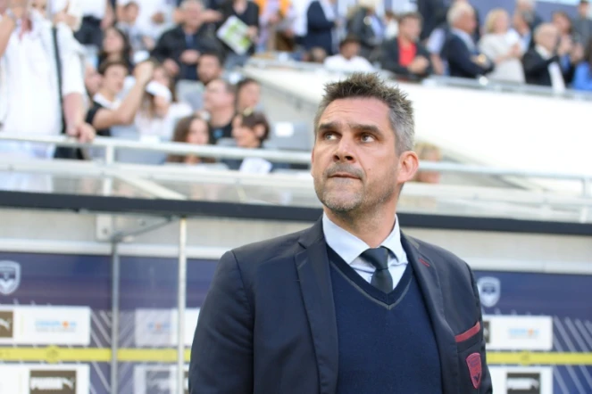 L'entraîneur de Bordeaux Jocelyn Gourvennec avant le coup d'envoi du match face à Bastia au Matmut Atlantique, le 22 avril 2017