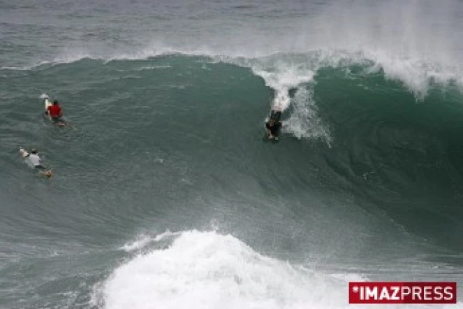 Lundi 18 Février 2008

Surf sur le Spot de Cap Lahoussaye