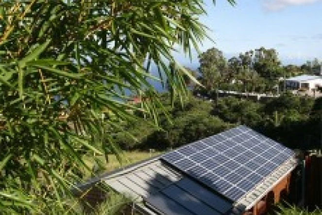 Panneaux photovoltaïques captant l'énergie solaire, une nouvelle forme d'énergie renouvelable