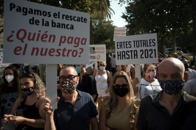 Manifestation contre les restrictions anti-Covid-19 imposées au secteur de la restauration en Espagne, le 22 septembre 2020 à Malaga 