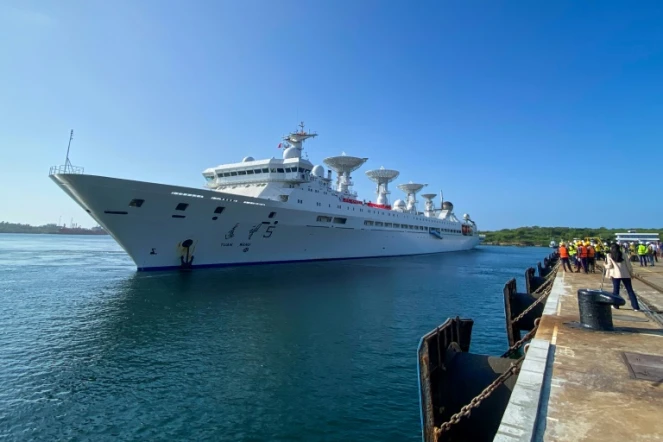 Le navire de recherche chinois, le Yuan Wang 5, arrive au port de Hambantota, au Sri Lanka, le 16 août 2022