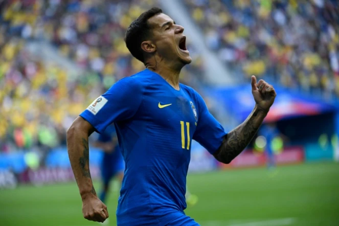 L'attaquant brésilien Philippe Coutinho exulte après avoir ouvert la marque contre le Costa Rica au Mondial, le 22 juin 2018 à Saint-Pétersbourg