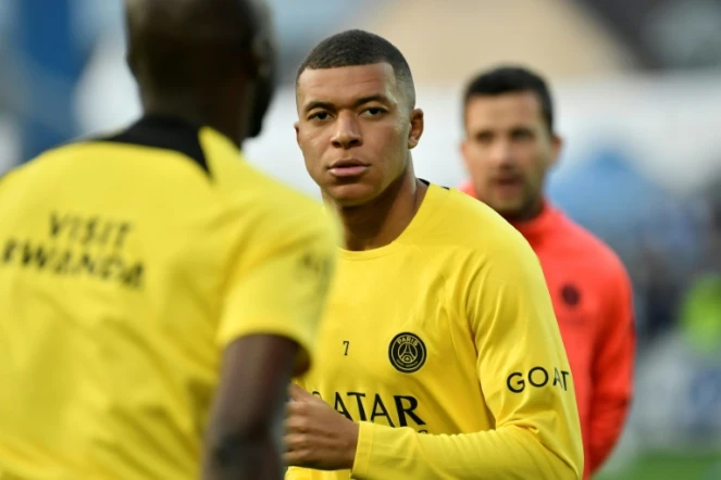 L'attaquant star du PSG Kylian Mbappé, le 21 mai 2023 au Parc des Princes 
