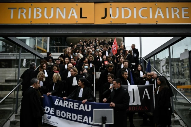 Les avocats français manifestaient déjà le 16 novembre 2021, contre un projet de loi mettant selon eux en péril le secret professionnel 