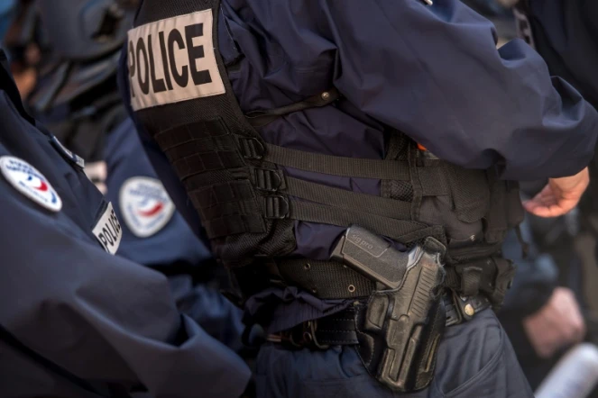 Des policiers à Amiens en août 2015