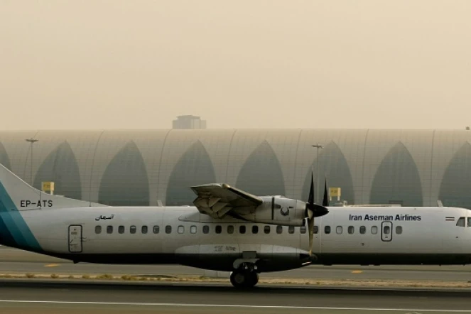 Un avion ATR de la compagnie iranienne Aseman Airlines à l'aéroport de Dubaï le 29 juillet 2008