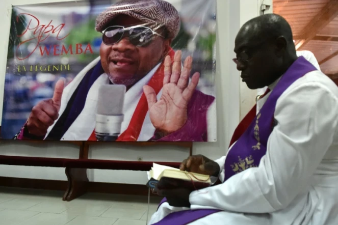 Le portrait de Papa Wemba lors d'une cérémonie le 27 avril 2016 à Abidjan