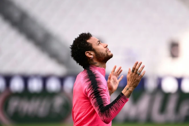 Le joueur du PSG Neymar en séance d'entraînement à Saint-Denis le 26 avril 2019