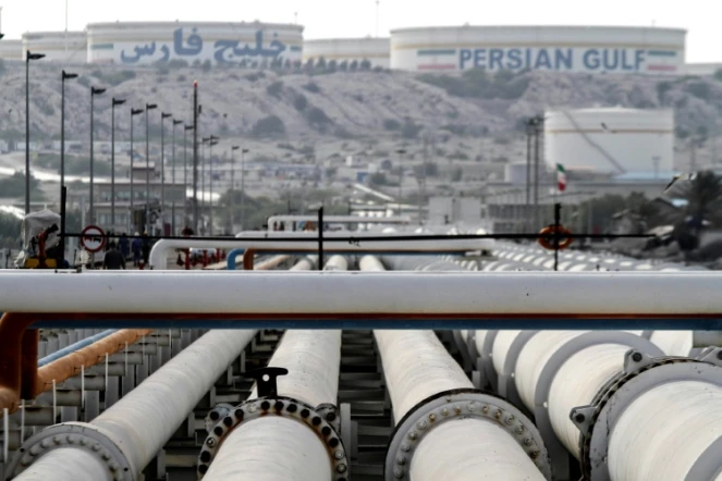 Une raffinerie sur l'île de Kharg (Iran)