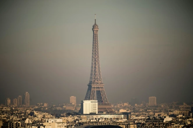 Brouillard de pollution le 8 décembre 2016 à Paris