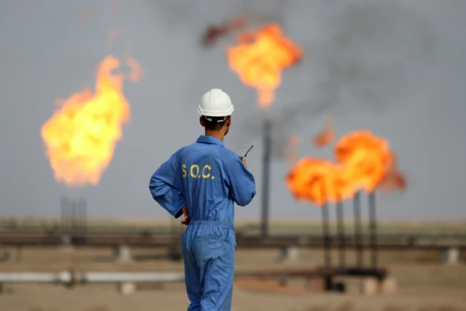 Une raffinerie de pétrole de la South Oil Company (SOC) en Irak