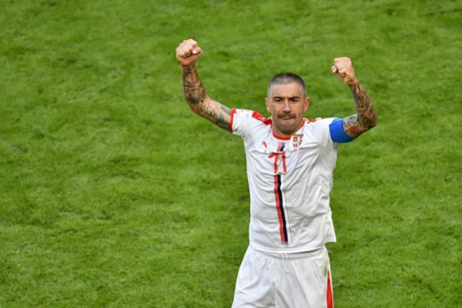 Le capitaine de la Serbie Aleksandar Kolarov buteur face au Costa Rica à Samara, le 17 juin 2018