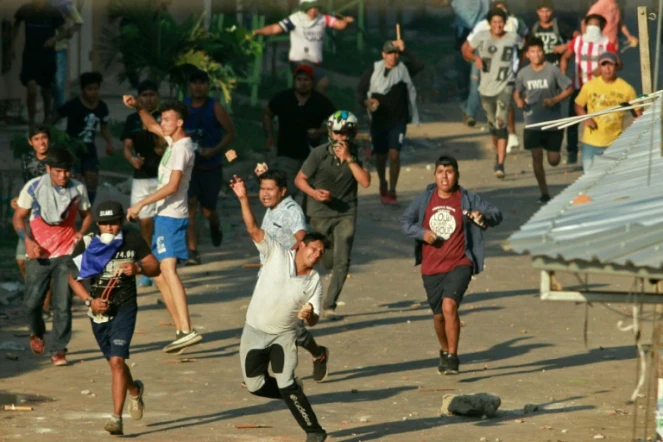 Affrontements entre partisans et détracteurs du président socialiste bolivien Evo Morales, le 23 octobre 2019 à Santa Cruz