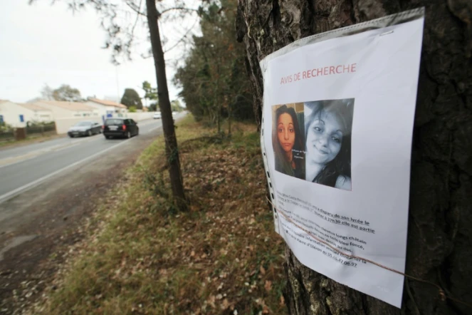 Un avis de recherche placardé le 11 mars 2016 sur l'île d'Oléron 