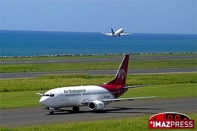 Vendredi 6 février 2009 : conséquence du couvre-feu, Air Madagascar est contraint d'annuler certains vols