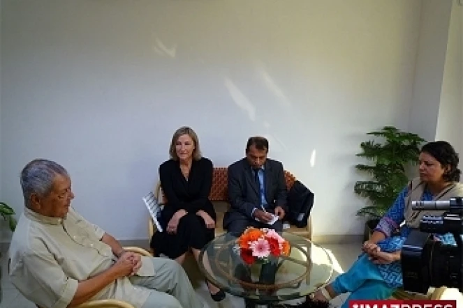 Paul Vergès a rencontré deux secrétaires généraux de ministères indiens (photo : Région Réunion)