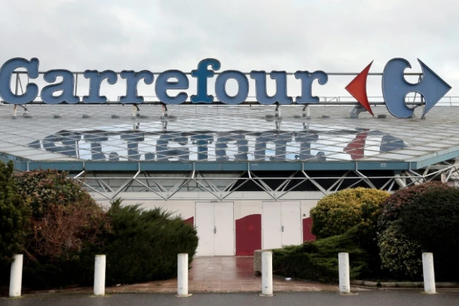 Un magasin de l'enseigne Carrefour, à Villiers-en-Bière, près de Paris, le 27 décembre 2013