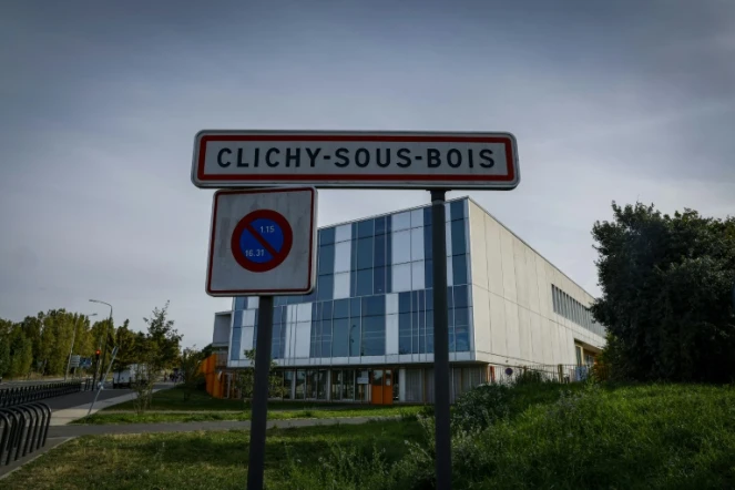 Le panneau de Clichy-sous-bois à l'entrée de la ville, le 16 octobre 2023 en Seine-Saint-Denis