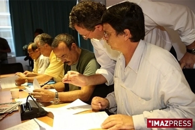 Lundi 25 Mai 2009

Réunion de négociation entre le COSPAR et le MEDEF