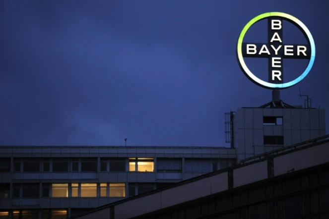 Le logo de la firme Bayer à Berlin le 24 novembre 2009