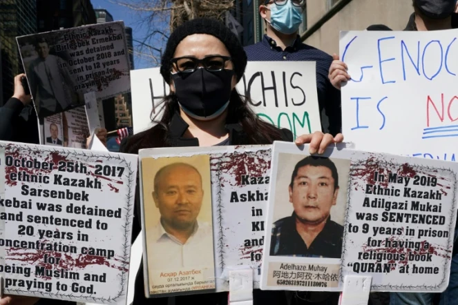Des manifestants pour la cause des Ouïghours, le 22 mars 2021 à New York
