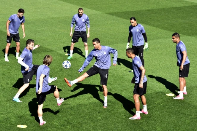 Les joueurs du Real Madrid à l'entraînement au centre sportif de Valdebebas, le 17 avril 2017, à la veille d'affronter le Bayern