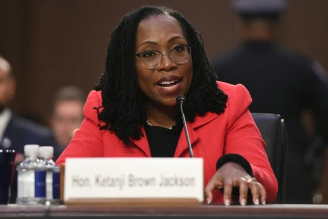 La juge Ketanji Brown Jackson auditionnée au Sénat le 22 mars 2022 à Washington