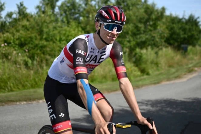 Le Slovène Tadej Pogacar prépare le Tour de France sur les routes danoises à Koge, le 29 juin 2022, à deux jours du grand départ