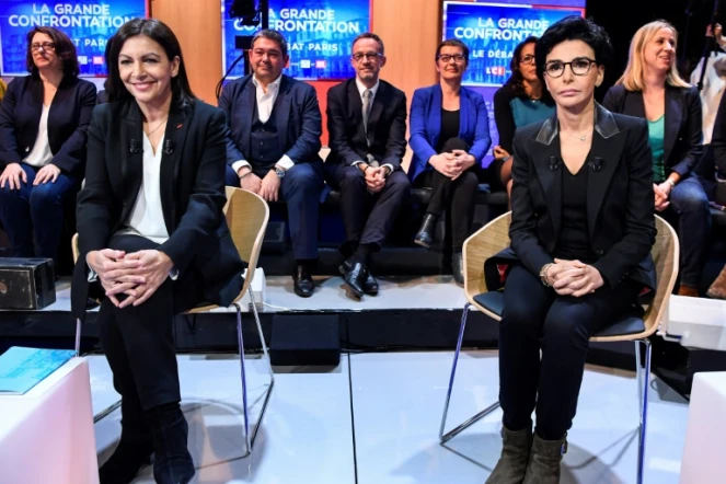 Deux candidates à la mairie de Pairs, Anne Hidalgo et Rachida Dati, lors du premier débat télévisé de campagne, le 4 mars 2020