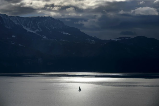 Vue sur le lac de Genève, le 22 novembre 2015 
