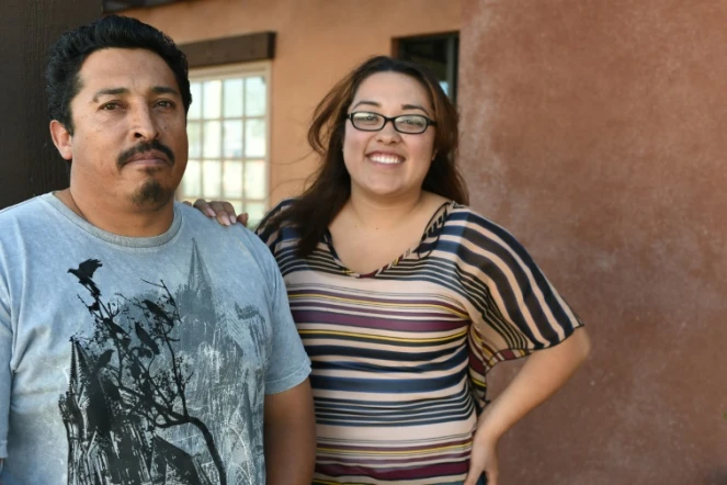 Esteban Yanez, un Mexicain sans-papiers, et sa fille  Samantha Yanez, le 16 juin 206 à  Perris en Californie