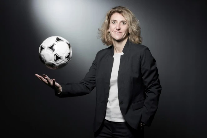 L'ancienne capitaine de l'équipe de France de football, Marinette Pichon, lors d'une séance photos, le 4 avril 2018 à Paris 