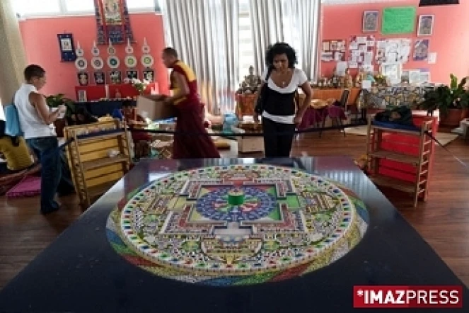 Octobre 2009 - Saint-Pierre - Des moines tibétains ont réalisé un mandala
