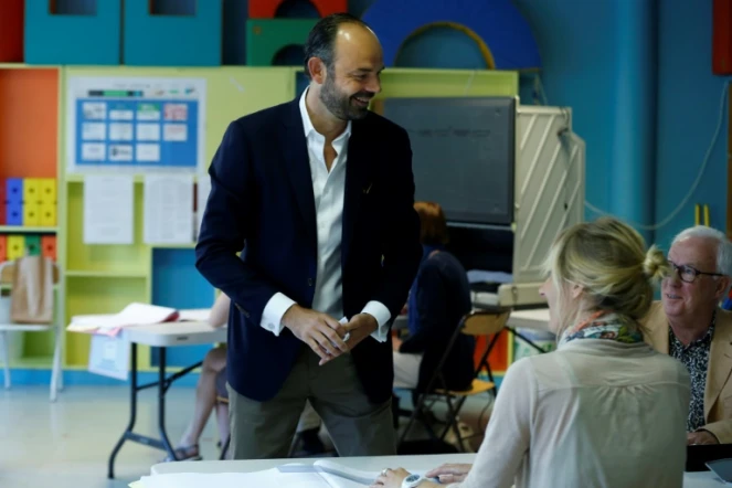 Le Premier ministre Edouard Philippe s'apprête à voter au premier tour des législatives, le 11 juin 2017 au Havre