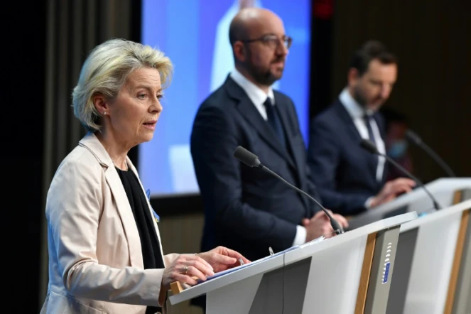 La présidente de la Commission européenne Ursula von der Leyen et le président du Conseil européen Charles Michel, le 25 mars 2022 à Bruxelles 
