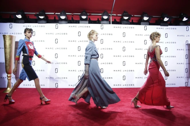 Défilé Marc Jacobs à New York à la manière d'une première de film le 17 septembre 2015 