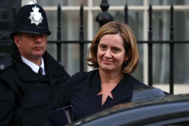 La ministre britannique de l'Intérieur Amber Rudd quitte le 10 Downing Street, le 25 avril 2018 à Londres 