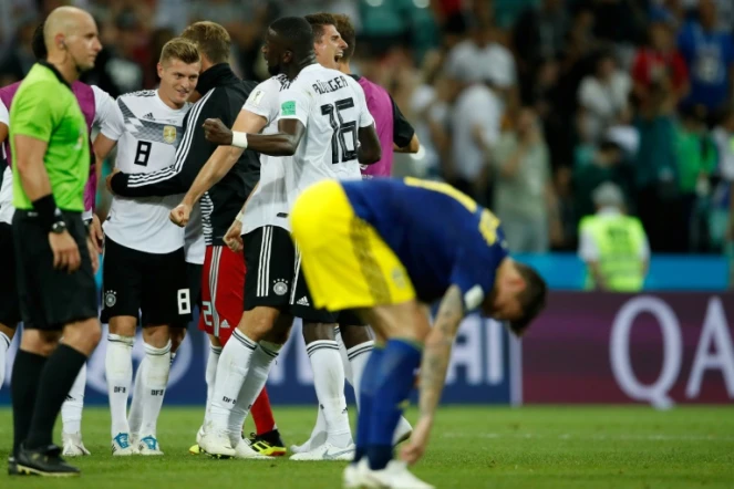 La joie des jouers allemands à l'issue de leur victoire in extremis face à la Suède à Sotchi, le 23 juin 2018