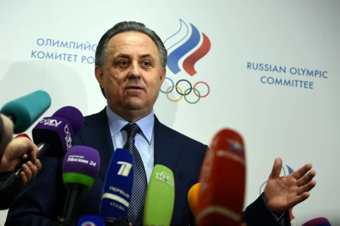 Le ministre russe des Sports Vitali Moutko face aux reporters, à la Fédération russe d'athlétisme, le 16 janvier 2016 à Moscou 