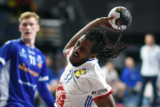 L'arrière gauche Jean-Jacques Acquevillo face à l'Islande lors du Mondial de handball, le 22 janvier 2021 au Caire