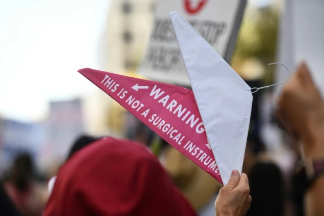 Des manifestants défendent le droit à l'avortement à Los Angeles le 2 octobre 2021