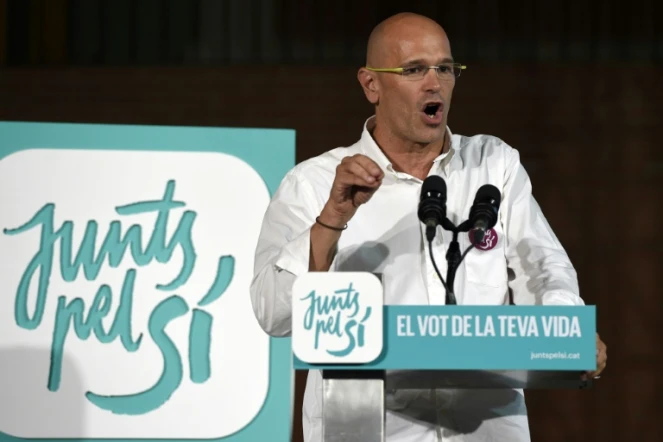 Le leader indépendantiste Raul Romeva lors d'un meeting à Barcelone, le 27 septembre 2015 en Espagne