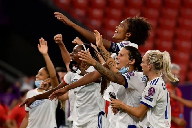 La joie des joueuses de Lyon victorieuses en demi-finale de la Ligue des champions face au Paris-SG, à Bilbao, le 26 août 2020